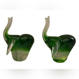 Vintage Murano-style Green Glass Elephant Figurines Paperweight Decor - set of 2